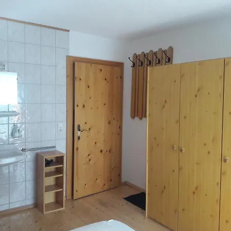 Haus Frank Pitztal Appartement *