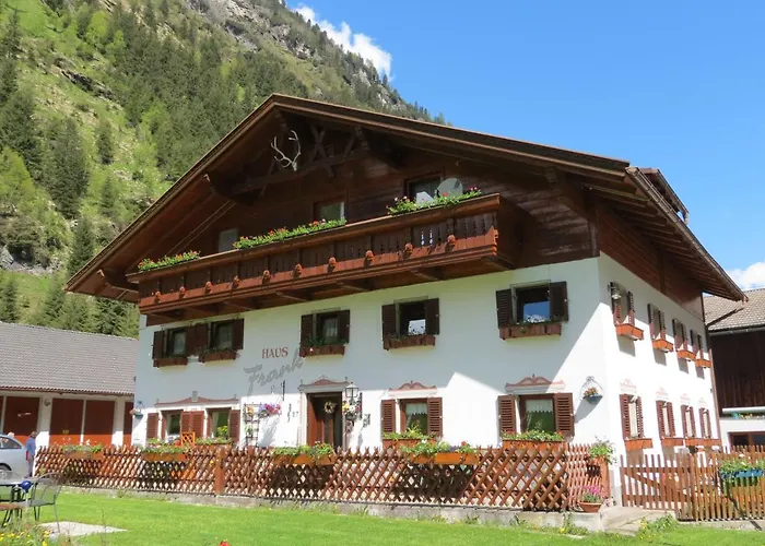 Haus Frank Pitztal Apartment