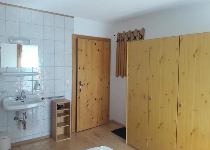 Haus Frank Pitztal Appartement *